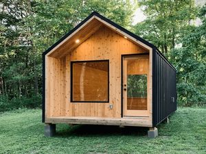 Modern Prefab Wooden Apple Cabin